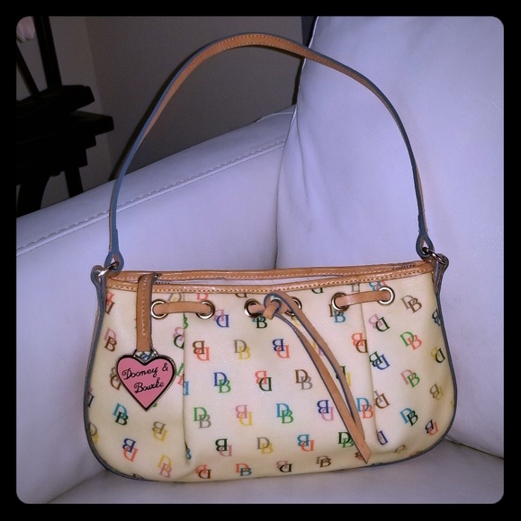 Dooney & Bourke Handbags - Classic colorful dooney &bourke EUC vintage bag